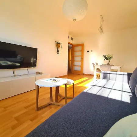 Apartamento Dos Torres Comarcas - Amplia Terraza Y Estacionamiento Gratuito *